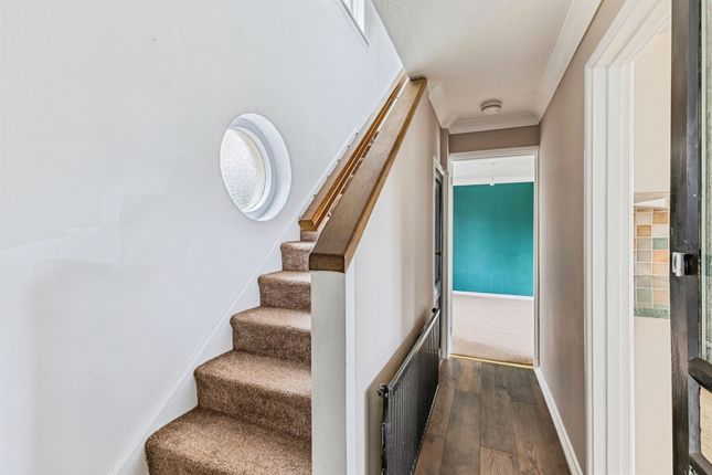 59, Queensway, Newton Abbot photo 3