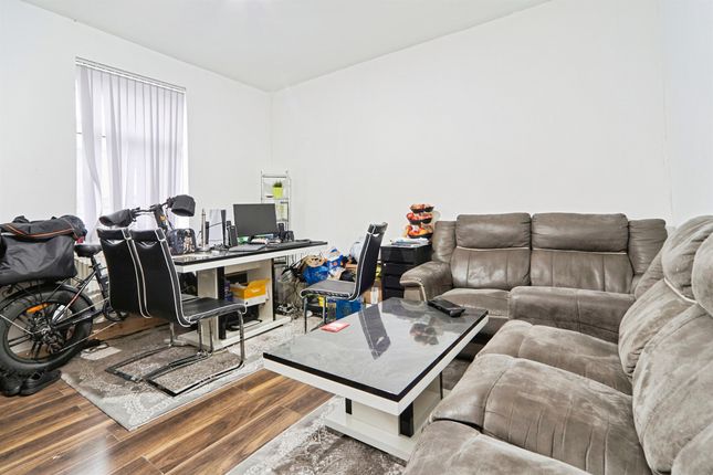 101, Bayswater Place, LEEDS photo 2