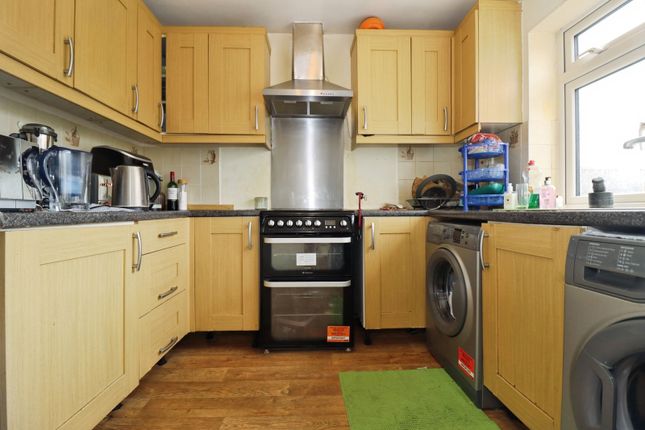 98, Glenfall, Bristol photo 3