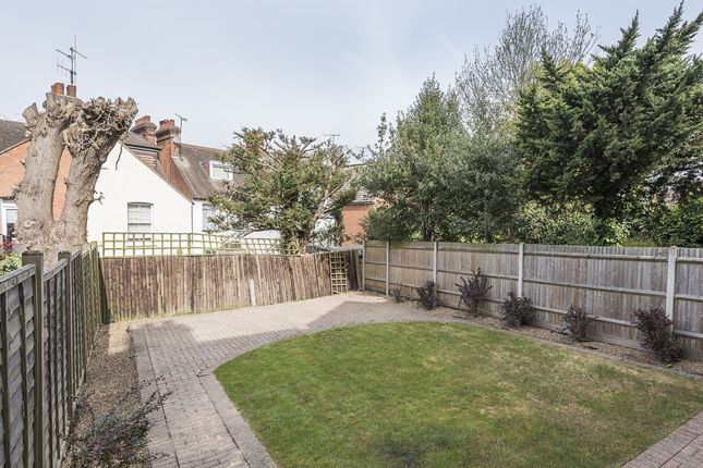 Semi-detached house to rent in Russell Avenue, St.Albans