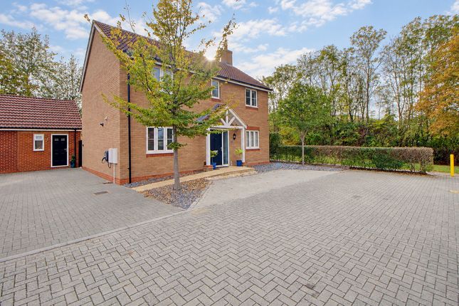 Bedgebury Place, Kents Hill photo 4