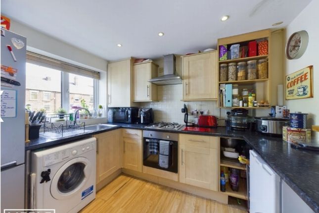 233, Ravenhead Road, St Helens photo 4