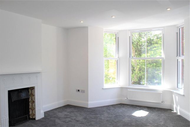 Flat 3, Park View,, Station Road, Edenbridge photo 2