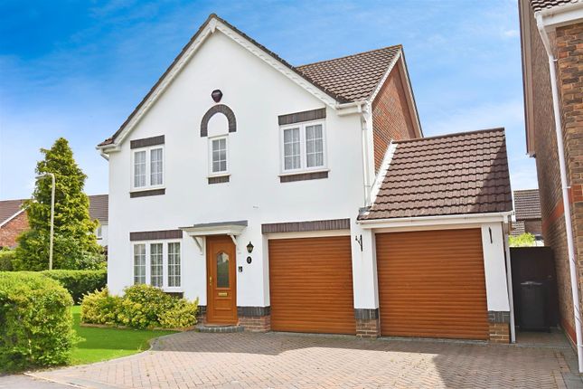 Thumbnail Property for sale in Leatherhead Gardens, Hedge End, Southampton