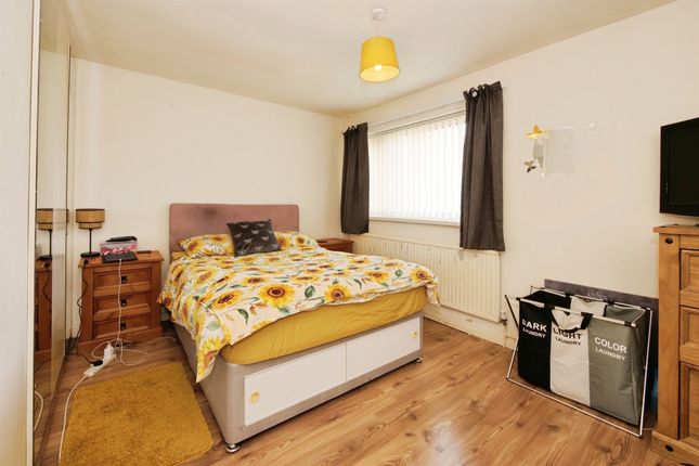 91, Trenewydd, Ebbw Vale photo 4