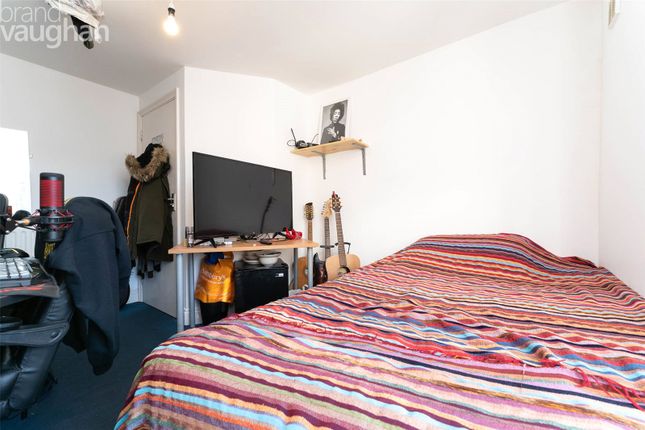 End terrace house to rent in Ditchling Road, Brighton, East Sussex