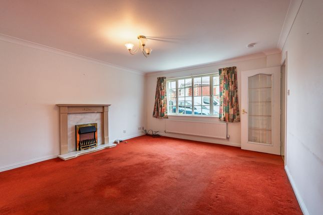 9, Nursery Grove, Ayr photo 4