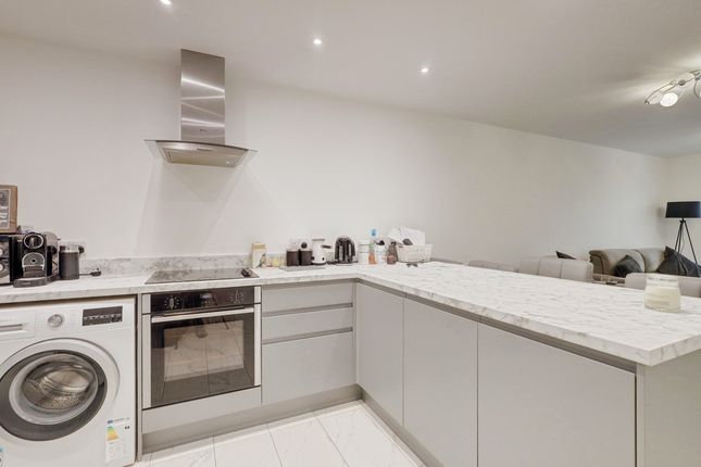 9, Halle Mews, Benfleet photo 4