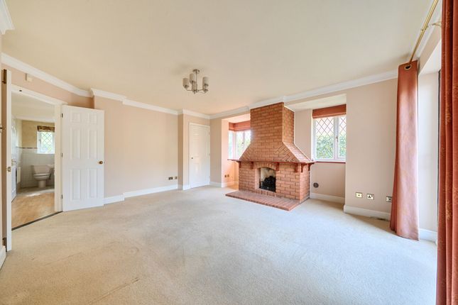 11 Bickmore Way, Tonbridge photo 3