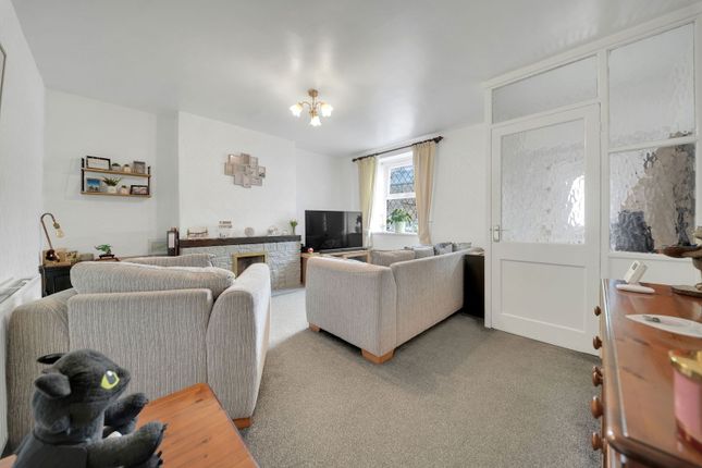 274, Lowerhouse Lane, Burnley photo 5