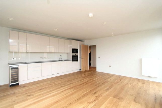 Thumbnail Flat to rent in Boaters Avenue, Brentford