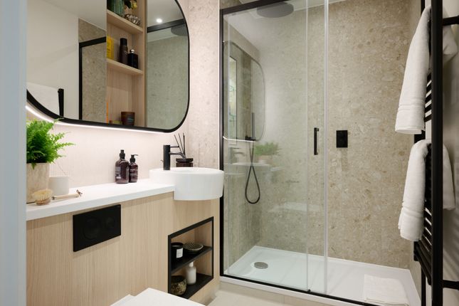271 Lindley House, Silkstream, London photo 3