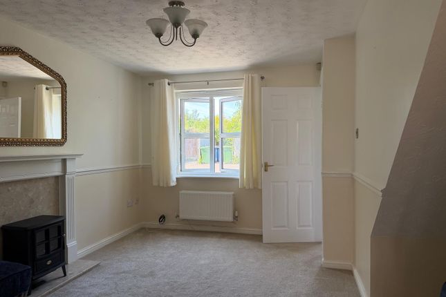 28, Rose Garth Close, Spital photo 4