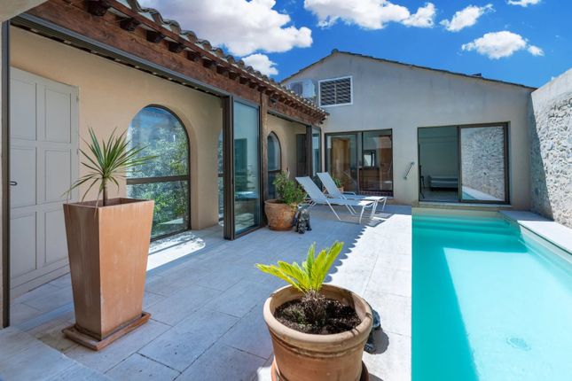 Thumbnail Villa for sale in Alpilles, 13210 Saint-Rémy-De-Provence, France