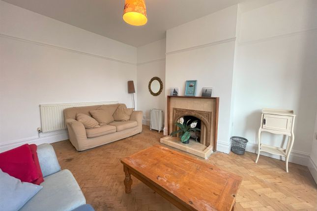 Flat, 6A, Newton Road, Swansea photo 3
