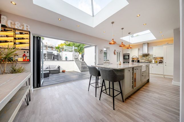 Newstead Avenue, Orpington photo 3