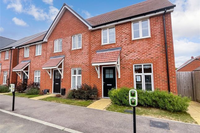 2-bed house on Knight Gardens, Arundel, £280,000