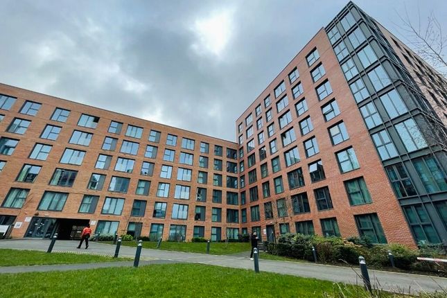 1-bed flat on The Axium, 40 Windmill Street, Birmingham, £198,000