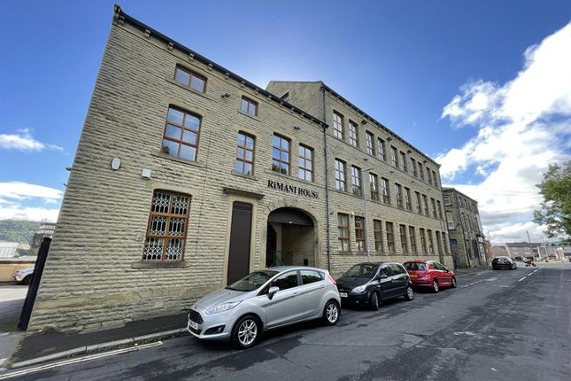 Office to let in Suite 5, Rimani House, Hall Street, Halifax