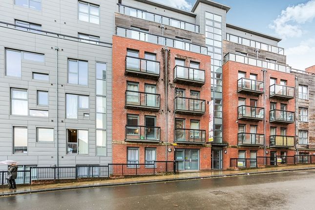 1-bed flat on Upper Allen Street, Sheffield, £52,000