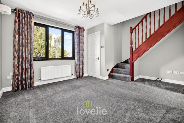 84 Highfield Road, Grimsby photo 2