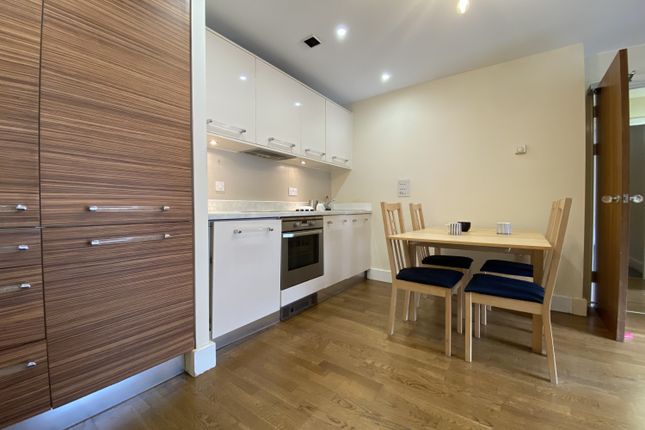267, Maia House, Celestia, Cardiff photo 3