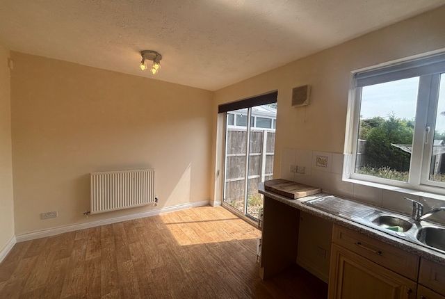 49, Woodsage Way, CALNE photo 4