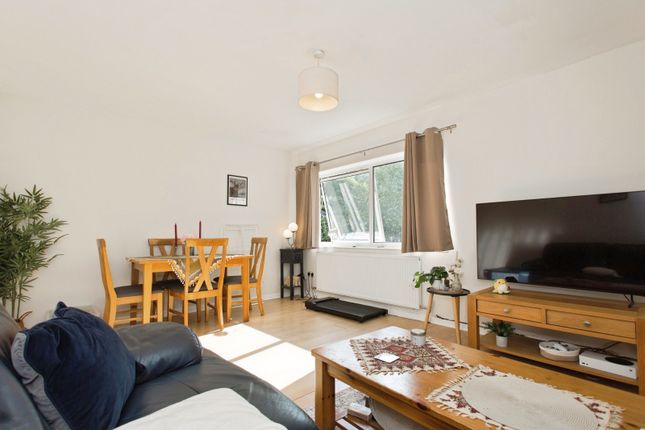 1 Ramsey Court,, Strangeways Road, Cambridgeshire photo 3