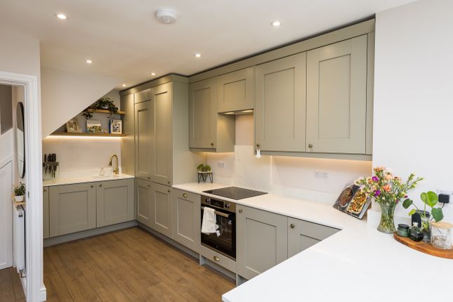 42, Thackeray Drive, Chester photo 4