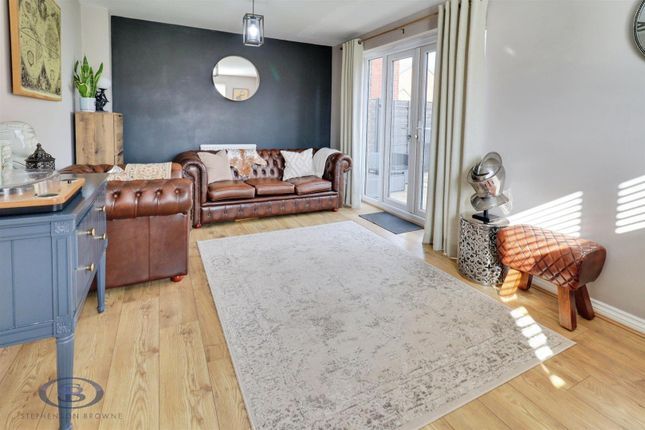 1, Randalls Drive, Crewe photo 2
