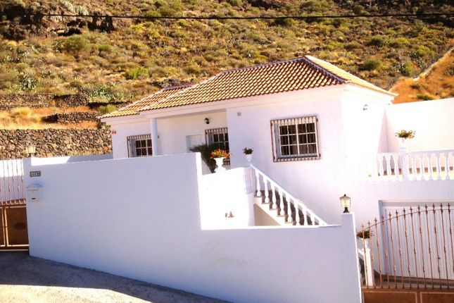 Villa for sale in Villa De Candelaria, Tenerife, Spain