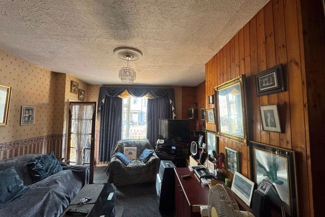 90 Balfour Road Bentley, Doncaster photo 4