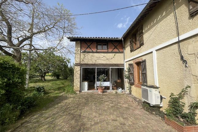 Farmhouse for sale in Ponsan-Soubiran, Midi-Pyrenees, 32300, France