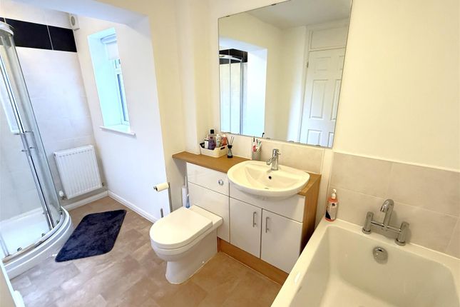 Family Bath/Shower Room