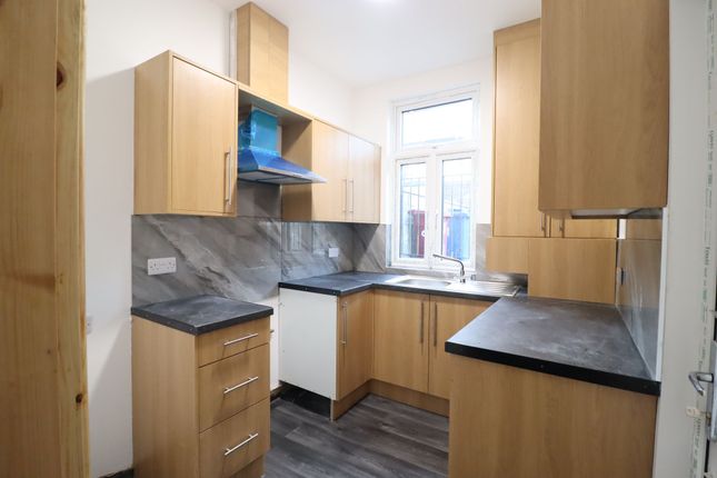 91 Dickens Street, Blackburn photo 5