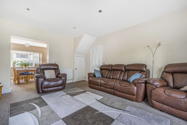 6, Gillard Road, Devon photo 3