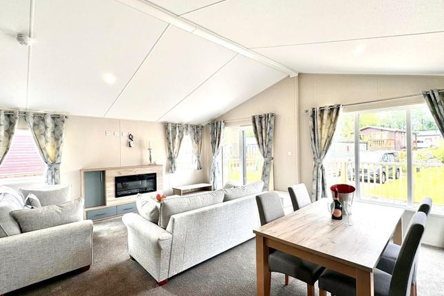 Borwick Ln, Warton, Carnforth photo 4