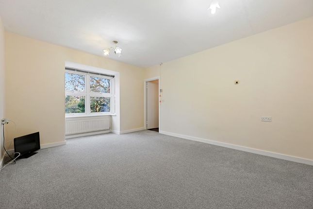 21 Vernon Court, 35, Gordon Road, Ealing photo 2