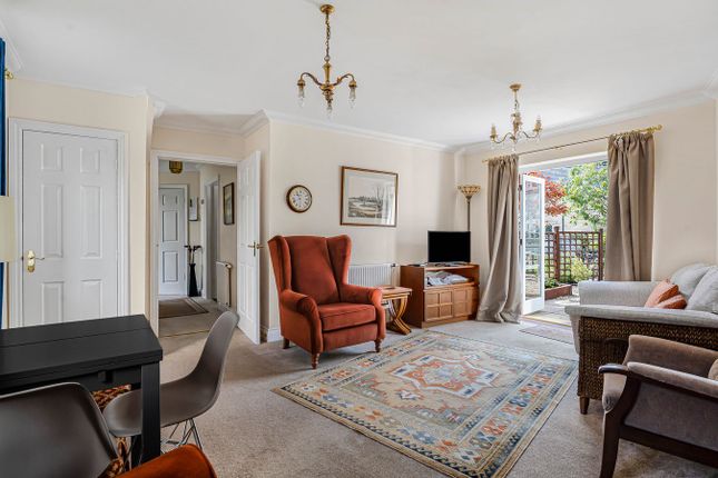 16, Millbrook Walk, Inchbrook photo 3