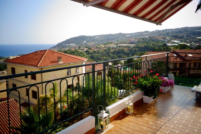 Apartment for sale in San Lorenzo, Sanremo, Imperia, Liguria, Italy