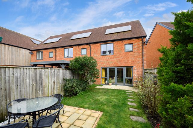 9, Normandy Way, Ringwood photo 3