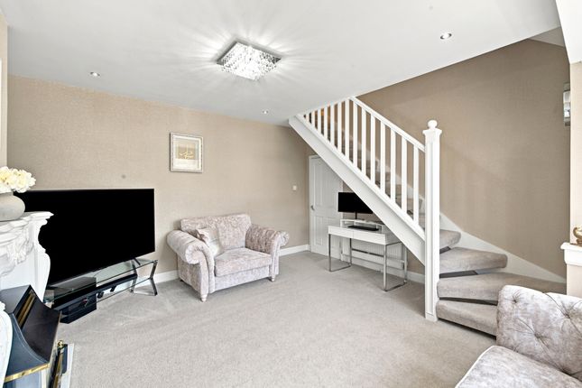 28, Rennell Road, Dundee photo 4