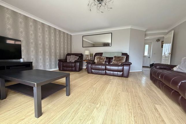 137, Worle Moor Road, Weston-Super-Mare photo 3