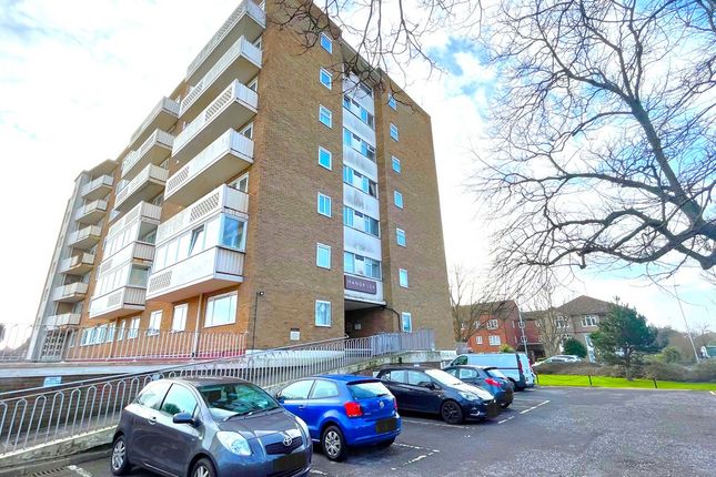 Thumbnail Flat to rent in Boundary Road, Worthing