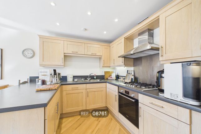 2-bed flat on Riverside Place, Stamford, £1,195/mo