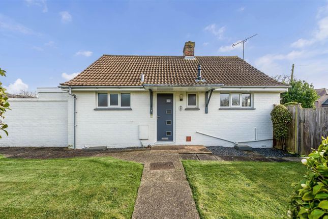 10, Springfield Close, Chichester photo 2