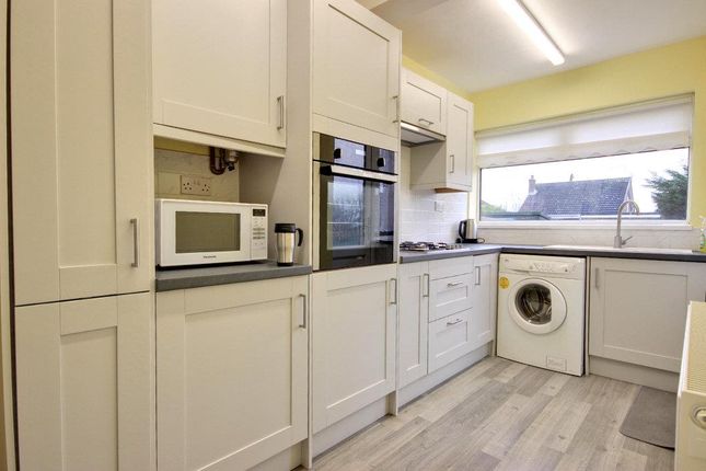 28, Brockenhurst Avenue, Cottingham photo 3