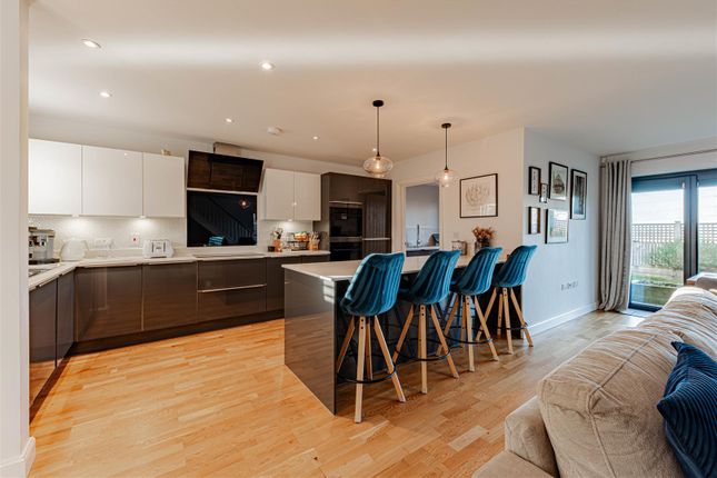7, Orchard View, Canterbury photo 3