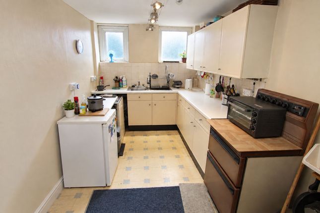 Flat 1, 644 Rochdale Road, Todmorden photo 2