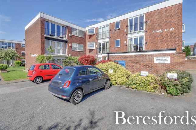 Thumbnail Flat for sale in Hutton Road, Shenfield